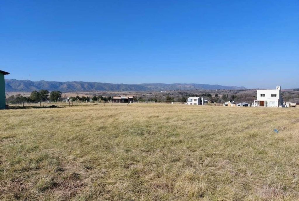 ¡SE VENDEN DOS LOTES EN LAS SIERRAS, UBICADOS EN LOS REARTES!